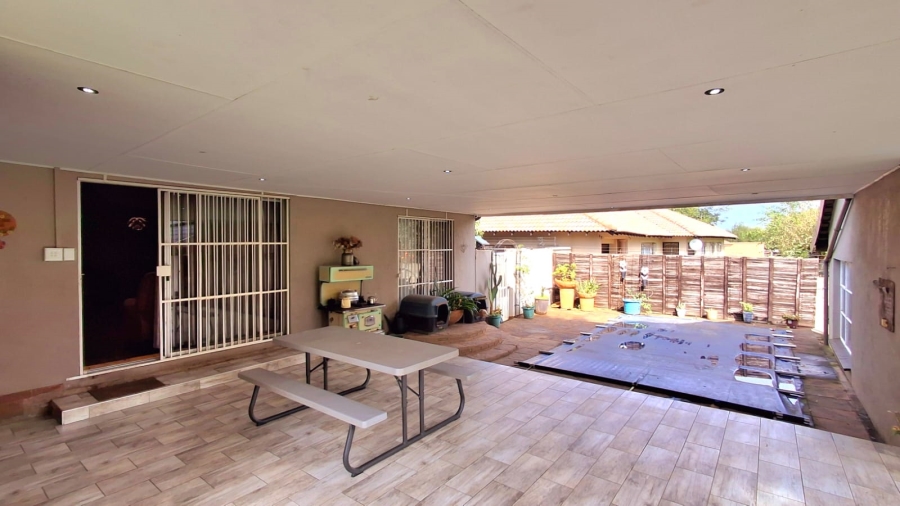 4 Bedroom Property for Sale in Vaalpark Free State